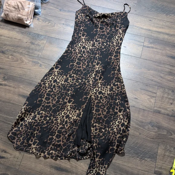 OPT by Johanna Cheetah Print Cowl Neck ‎ Midi Dress Size XL